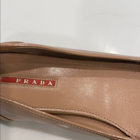 Prada flat patent nude with black - Picture 8 of 9